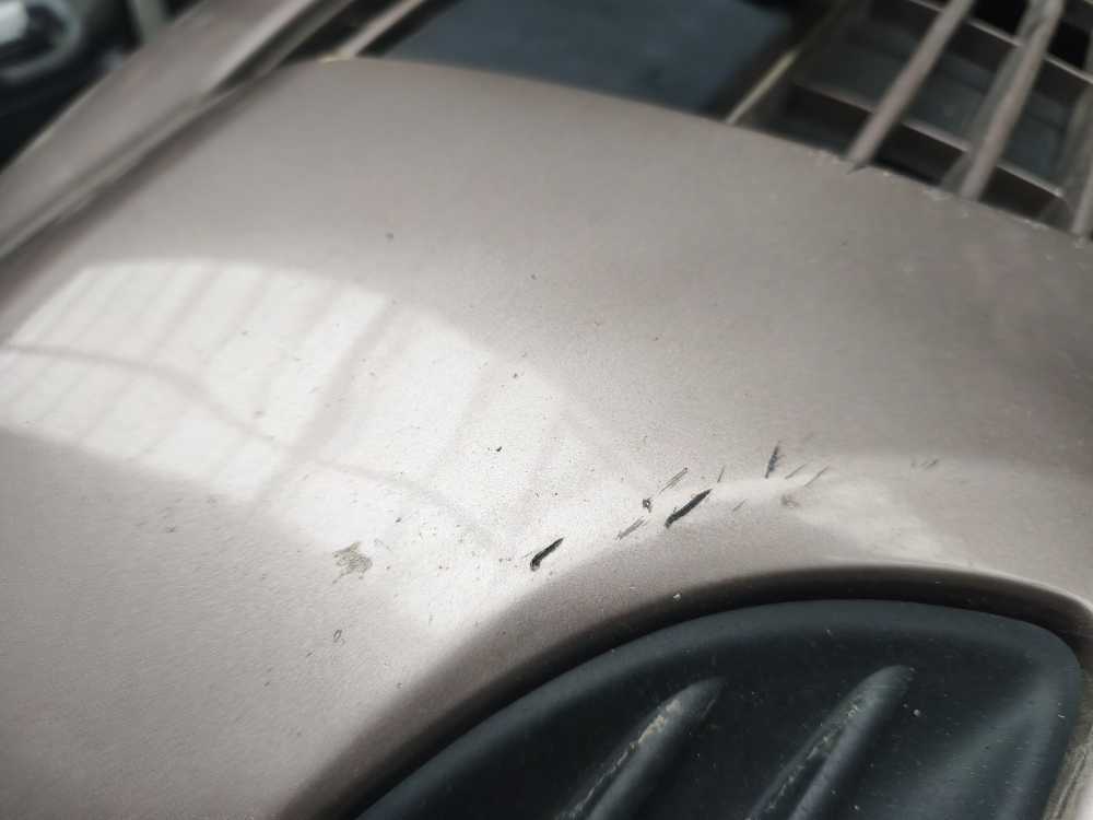 PARECHOC AVANT SUZUKI - Vue 3